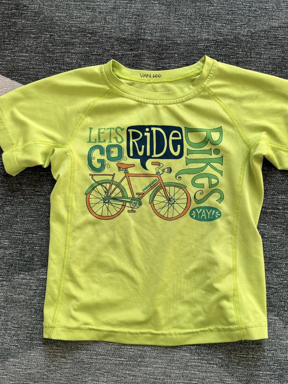 Patagonia Kids Short Sleeve Bike Graphic Tee in Green 2T